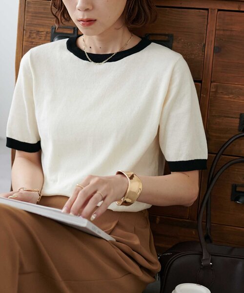 DISCOAT（ディスコート）の「【WEB限定】配色半袖プルオーバー（ニット/セーター・レディース・グレー/アイボリー/ブラック/ネイビー/オレンジ/ブラウン/グレー系その他/グレイッシュベージュ・FREE）」の12枚目の写真