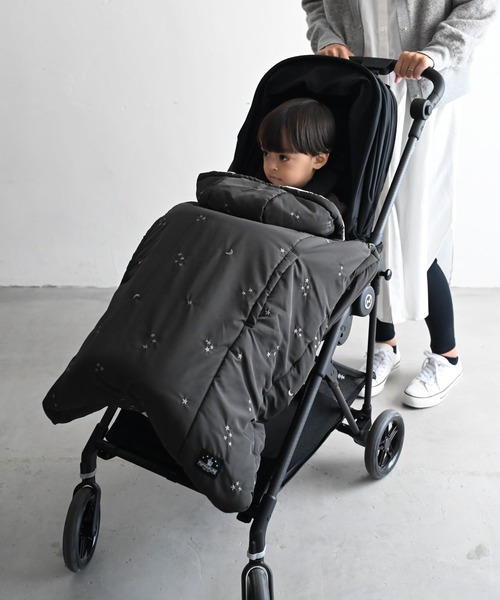 PUPPAPUPO(プッパプーポ)の「防寒ケープ 吸湿発熱(抱っこ紐/ベルトカバー/スリング・キッズ・ブラック/ベージュ・FREE)」の10枚目の写真