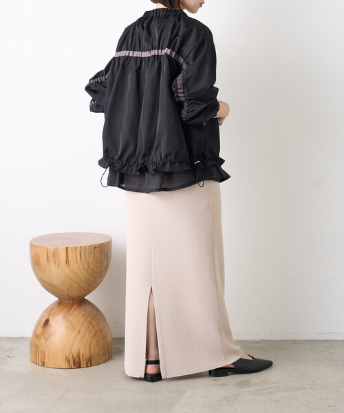 Jena espace merveilleux（ジェナ　エスパスメルヴェイユ）の「裾シアーバックラインブルゾン（ブルゾン・レディース・ベージュ/ブラック・FREE）」の7枚目の写真