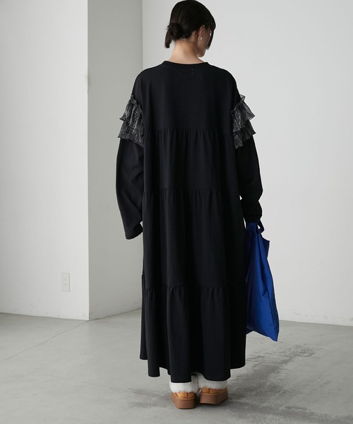 forksy.(フォルクシー)の「【forksy.】ラメフリルロングスリーブティアードカットワンピース(ワンピース・レディース・ネイビー/アッシュブラウン/ブラック/アイボリー/ライトベージュ・FREE)」の12枚目の写真