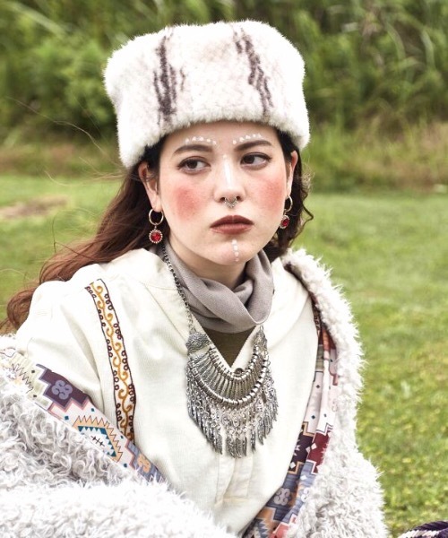 チャイハネ(チャイハネ)の「【チャイハネ】フェザルクネックレス(ネックレス・レディース・シルバー・FREE)」の2枚目の写真