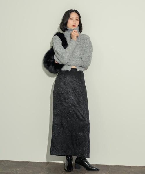 タートルネックジップアップニット（ニット/セーター）｜NEUNA（ヌナ）