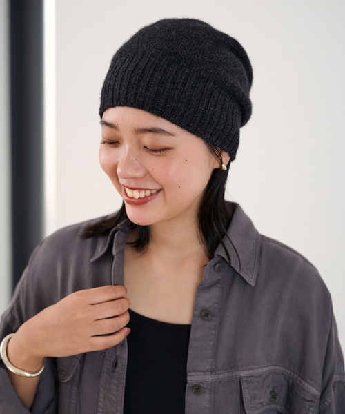 FRAMeWORK（フレームワーク）の「ASAUCE MELER/アソースメレ ミドルゲージカシミヤコンパクトワッチ（ニットキャップ/ビーニー・レディース・チャコールグレー/アイボリー・FREE）」の8枚目の写真