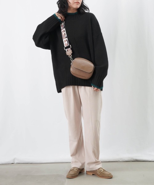 LUCA/LADY LUCK LUCA(ルカ/レディラックルカ)の「LC/LLL もちもち立体プルオーバー / バイカラーリブハイネックオーバーニット(ニット/セーター・レディース・ブラック/グレー/ベージュ・FREE)」の19枚目の写真
