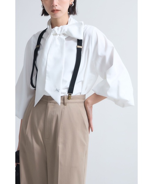 &. NOSTALGIA(アンドドットノスタルジア)の「サスペンダー付きタックワイドパンツ(その他パンツ・レディース・ベージュ/ブラック・M)」の10枚目の写真