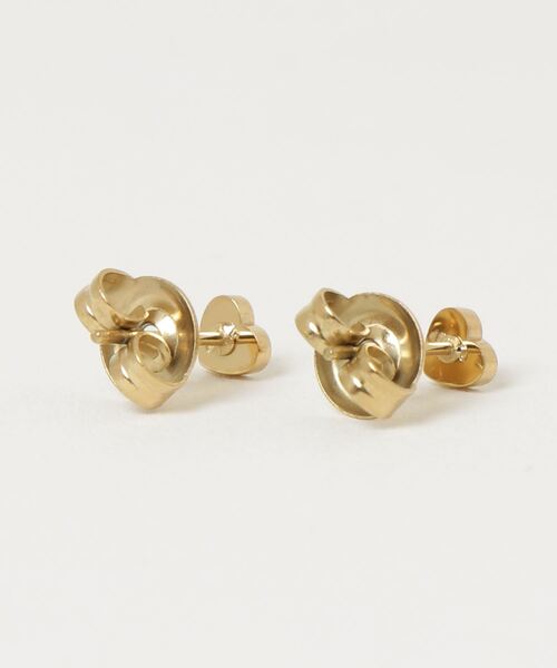 AKEL(アケル)の「【AKEL】アケル/ ハートピアス(両耳セット)/金属アレルギー対応ピアス(サージカルステンレス)(ピアス(両耳用)・レディース・シルバー/ゴールド・FREE)」の8枚目の写真