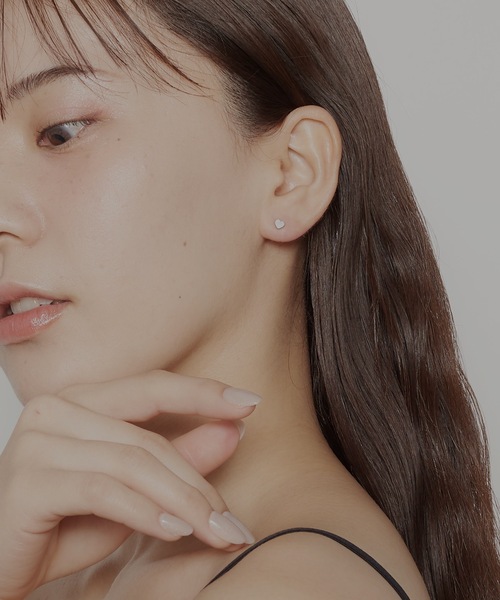 AKEL(アケル)の「【AKEL】アケル/ ハートピアス(両耳セット)/金属アレルギー対応ピアス(サージカルステンレス)(ピアス(両耳用)・レディース・シルバー/ゴールド・FREE)」の1枚目の写真