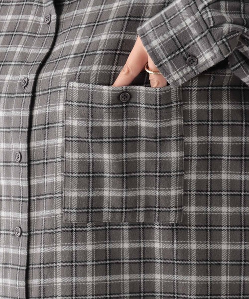 LEPSIM（レプシィム）の「チェックシャツチュニック　253243（チュニック・レディース・グレー系その他/チャコールグレー/ネイビー・FREE）」の7枚目の写真