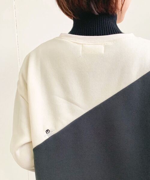 rps（アールピーエス）の「３配色切替刺繍裏起毛プルオーバー（スウェット・レディース・チャコールグレー/ホワイト系その他4/ブルー/アイボリー・フリー）」の22枚目の写真