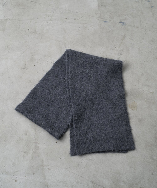 WHIMSIC(ウィムジック)の「【UNISEX】ジャガードニットマフラー(マフラー・レディース・ブラウン/パープル/ベージュ/チャコールグレー・FREE)」の6枚目の写真