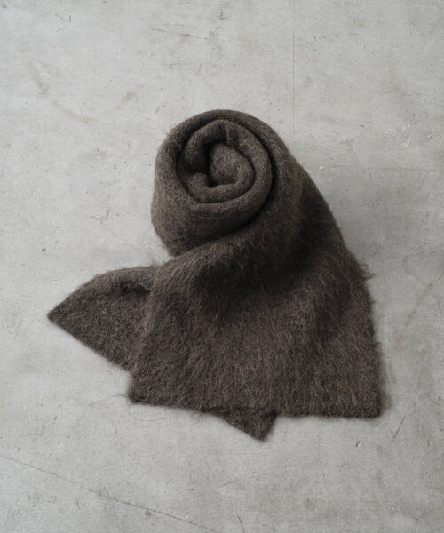 WHIMSIC(ウィムジック)の「【UNISEX】ジャガードニットマフラー(マフラー・レディース・ブラウン/パープル/ベージュ/チャコールグレー・FREE)」の8枚目の写真