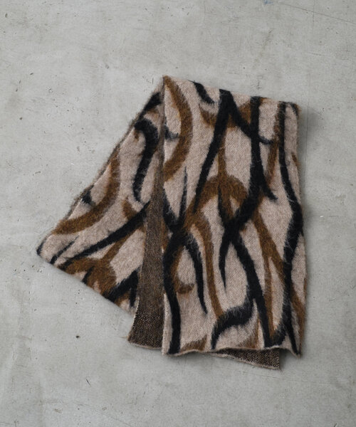 WHIMSIC(ウィムジック)の「【UNISEX】ジャガードニットマフラー(マフラー・レディース・ブラウン/パープル/ベージュ/チャコールグレー・FREE)」の12枚目の写真