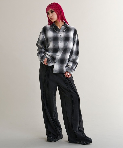 Ellno Loset(エルノロゼット)の「フラワープリントチェックシャツ(シャツ/ブラウス・メンズ・ブラック/ブルー・SMALL/MEDIUM/LARGE)」の12枚目の写真