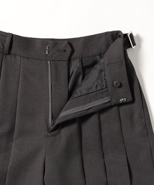 Ray BEAMS（レイビームス）の「RBS / フロントプリーツ ワイドパンツ（その他パンツ・レディース・グレー/ダークブラウン・1/0）」の21枚目の写真