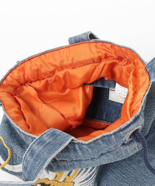 HOUSTON(ヒューストン)の「HOUTSTON / EMB DENIM EFFECT BAG(TIGER) / 6880 / 6881(ショルダーバッグ・レディース・ブラック系その他/ブラック系その他3/ブルー系その他2/ブラック/ブルー系その他3/ブルー系その他4/ブラック系その他2/ブルー系その他・ONESIZE)」の17枚目の写真