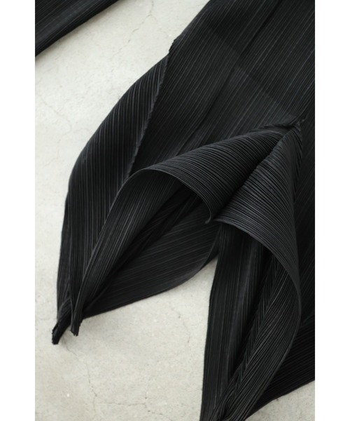 cawaii（カワイイ）の「（黒）プリーツの変形裾トップスとスカートとサッシュベルトの3点セット【set】（Tシャツ/カットソー・レディース・ブラック・FREE）」の6枚目の写真