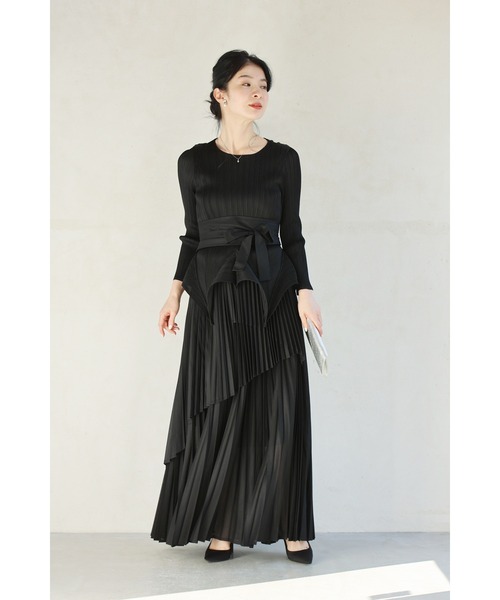 cawaii（カワイイ）の「（黒）プリーツの変形裾トップスとスカートとサッシュベルトの3点セット【set】（Tシャツ/カットソー・レディース・ブラック・FREE）」の11枚目の写真