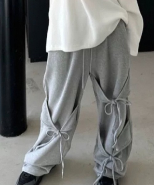 nemne store(ネンネストア)の「《Delfy》裏毛リボンスウェットパンツ(スウェットパンツ・レディース・ブラック系/杢グレー・フリー)」の1枚目の写真