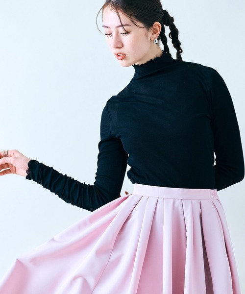 Audie a Muses(オーディアミューズ)の「シアーテレコリブカットソー(Tシャツ/カットソー・レディース・ブラック/オフホワイト・38/42)」の1枚目の写真