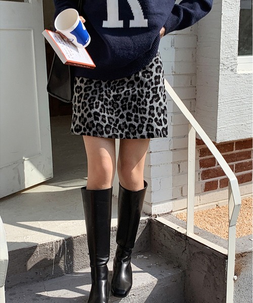 NANEA（ナネア）の「起毛ヒョウ柄ミニスカート（スカート・レディース・ブラウン/グレー・SMALL/MEDIUM/LARGE）」の21枚目の写真