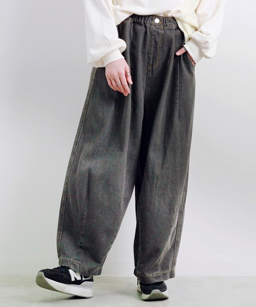 Fizz（フィズ）の「【Fizz/フィズ】　バルーンイージーデニムパンツ（デニムパンツ・レディース・ブルー/サックスブルー/グレー・M）」の2枚目の写真