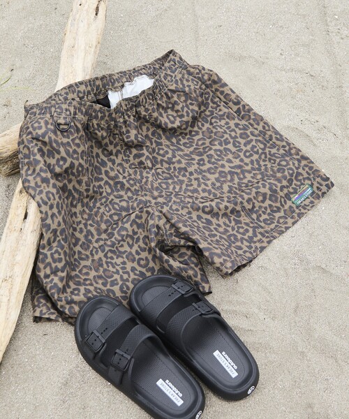 FREAK'S STORE(フリークスストア)の「限定展開 コットンナイロン イージーショーツ/ポケッタブル(その他パンツ・メンズ・チャコールグレー/レオパード/ブラック系その他2/グレー系その他/ブラック系その他/カモフラージュ/マルチ/オリーブ/パープル/ネイビー/ベージュ/ブラック・SMALL/MEDIUM/LARGE)」の18枚目の写真