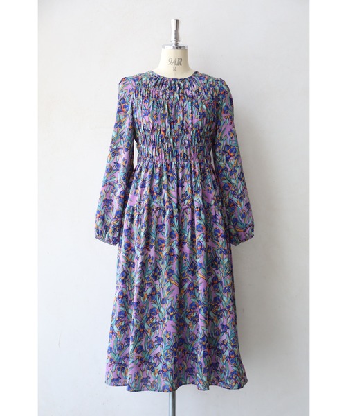 cawaii(カワイイ)の「鮮やかに描いた花のシャーリングミディアムワンピース(ワンピース・レディース・パープル・FREE)」の9枚目の写真