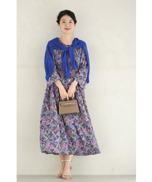 cawaii(カワイイ)の「鮮やかに描いた花のシャーリングミディアムワンピース(ワンピース・レディース・パープル・FREE)」の11枚目の写真