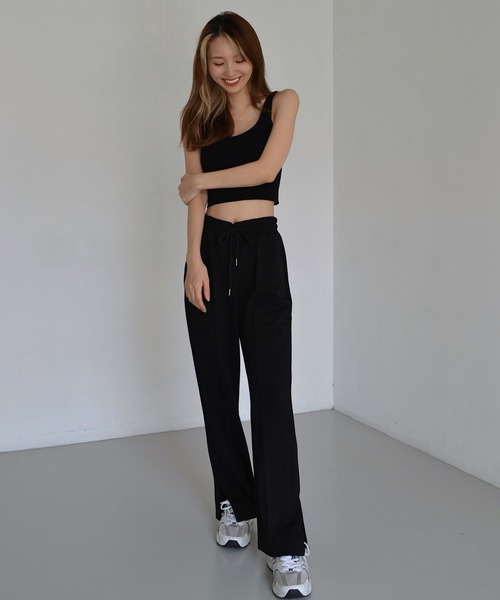 Mela（メラ）の「Side slit sweat pants（スウェットパンツ・レディース・ブラック/グレー・S/M/L）」の7枚目の写真