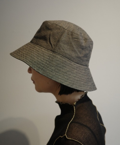 KIJIMA TAKAYUKI（キジマ　タカユキ）の「KIJIMA TAKAYUKI POLY LINEN CHAMBRAY BUCKET H（ハット・レディース・その他/ベージュ・1/2）」の2枚目の写真