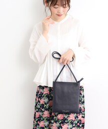 【牛革レザー／ショルダー長さ調節可】フラットバッグ