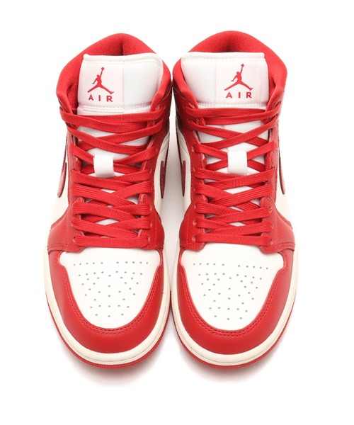 一度しか履いてません　ナイキ エアジョーダン1 ミッド ベージュ/レッド NIKE公式】エア ジョーダン 1 MID SE ウィメンズシューズ