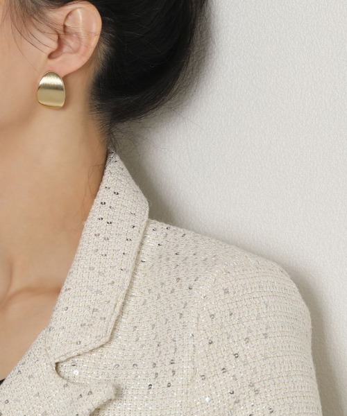 Forcement(フォースメント)の「ラウンドプレートピアス(ピアス(両耳用)・レディース・ゴールド・ONESIZE)」の2枚目の写真