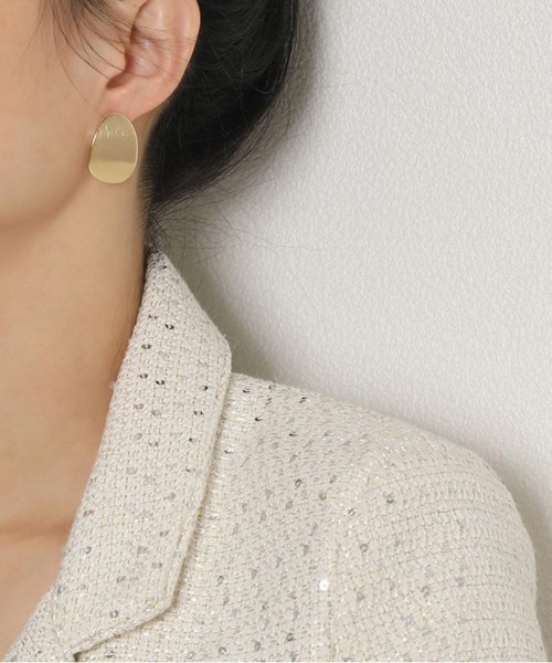 Forcement(フォースメント)の「ラウンドプレートピアス(ピアス(両耳用)・レディース・ゴールド・ONESIZE)」の3枚目の写真