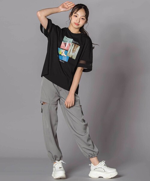 ZIDDY（ジディ）の「カットアウトパンツ(130~160cm)（カーゴパンツ・キッズ・グレー/ブラック・150cm/140cm/FREE/130cm）」の14枚目の写真