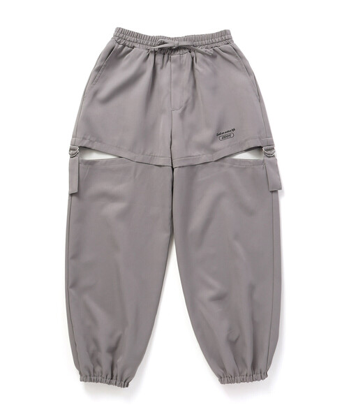 ZIDDY（ジディ）の「カットアウトパンツ(130~160cm)（カーゴパンツ・キッズ・グレー/ブラック・150cm/140cm/FREE/130cm）」の10枚目の写真