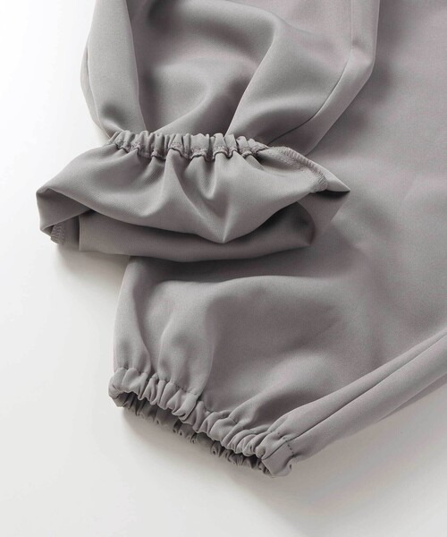 ZIDDY（ジディ）の「カットアウトパンツ(130~160cm)（カーゴパンツ・キッズ・グレー/ブラック・150cm/140cm/FREE/130cm）」の4枚目の写真