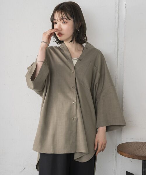 RETRO GIRL(レトロガール)の「ワイドシルエットシャツ(シャツ/ブラウス・レディース・ベージュ/ナチュラル/ブラック/チャコールグレー・FREE)」の13枚目の写真