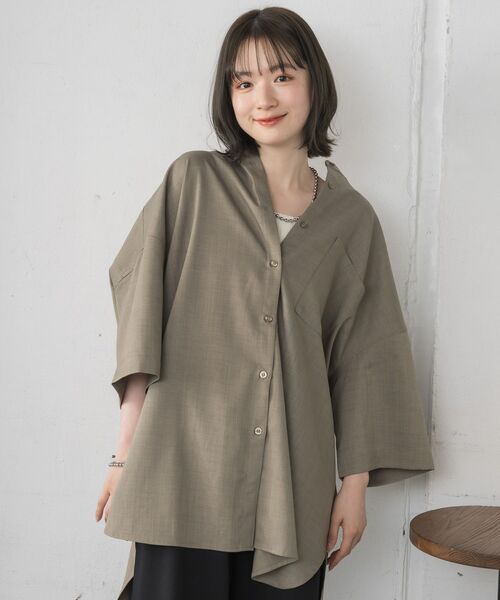 RETRO GIRL(レトロガール)の「ワイドシルエットシャツ(シャツ/ブラウス・レディース・ベージュ/ナチュラル/ブラック/チャコールグレー・FREE)」の12枚目の写真