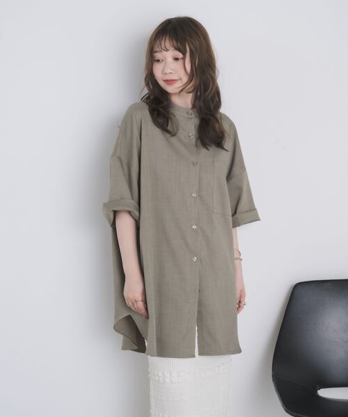 RETRO GIRL(レトロガール)の「ワイドシルエットシャツ(シャツ/ブラウス・レディース・ベージュ/ナチュラル/ブラック/チャコールグレー・FREE)」の16枚目の写真