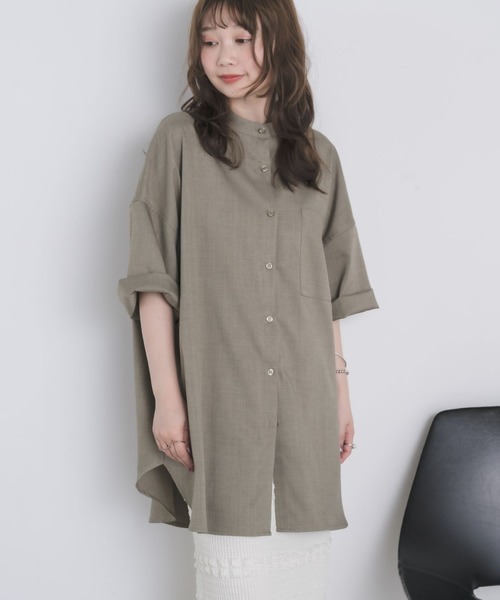 RETRO GIRL(レトロガール)の「ワイドシルエットシャツ(シャツ/ブラウス・レディース・ベージュ/ナチュラル/ブラック/チャコールグレー・FREE)」の3枚目の写真