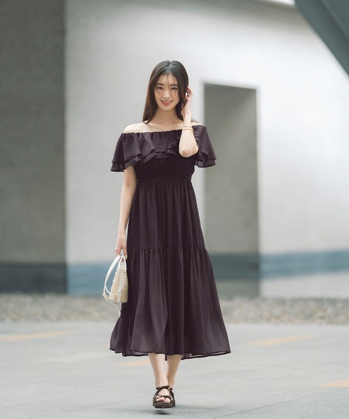 NATURAL BEAUTY BASIC（ナチュラルビューティーベーシック）の「◇【美人百花掲載】楊柳オフショルワンピース楊柳オフショルワンピース（ワンピース・レディース・チャコールグレー/ダークブラウン/ピンク/ライトグリーン・SMALL/MEDIUM/P/S）」の5枚目の写真