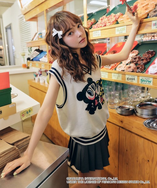 FOREVER 21（フォーエバー トゥエンティーワン）の「【ANGEL BLUE】ジャガードベスト（ベスト・レディース・ネイビー/ナチュラル・FREE）」の5枚目の写真