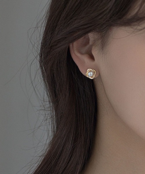 yu-ka（ユーカ）の「YU-KA:デザインパールイヤリング design Pearl earring（イヤリング・レディース・ゴールド/ピンクゴールド/シルバー・FREE）」の4枚目の写真
