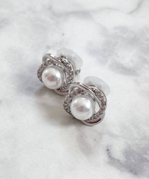 yu-ka（ユーカ）の「YU-KA:デザインパールイヤリング design Pearl earring（イヤリング・レディース・ゴールド/ピンクゴールド/シルバー・FREE）」の6枚目の写真