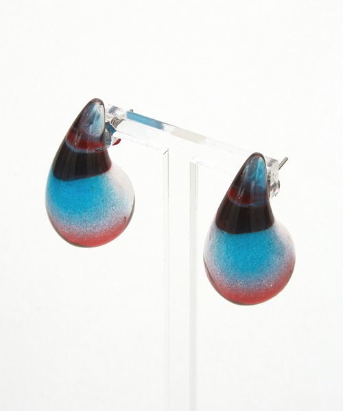 an meets zakka(アンミツザッカ)の「an meets zakka クリアグラデーションティアドロップアクリルピアス(ピアス(両耳用)・レディース・ブラック系/グリーン系/ブルー系/ピンク系1/ピンク系2/ピンク系3/レッド系1/レッド系2/クリア/ブラウン系・ONESIZE)」の9枚目の写真