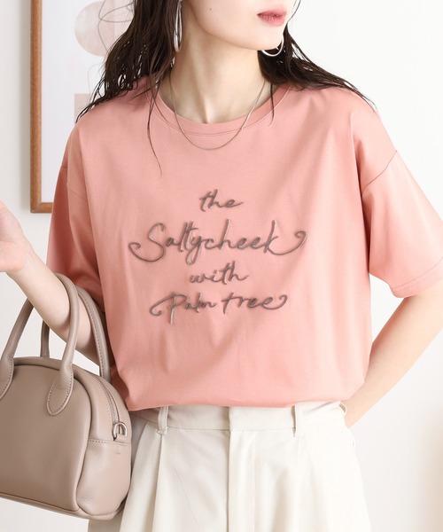 BRODIAEA(ブローディア)の「BRODIAEA 歯ブラシ加工刺繍Tシャツ 半袖カットソー(Tシャツ/カットソー・レディース・オフホワイト/ベージュ/ライトグリーン/ピンク/ネイビー・40)」の5枚目の写真