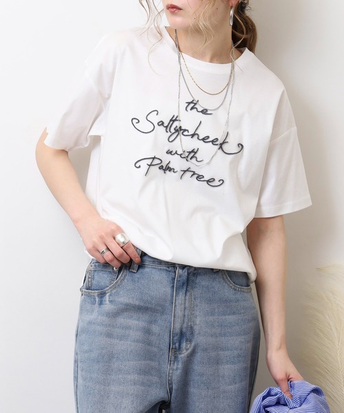 BRODIAEA(ブローディア)の「BRODIAEA 歯ブラシ加工刺繍Tシャツ 半袖カットソー(Tシャツ/カットソー・レディース・オフホワイト/ベージュ/ライトグリーン/ピンク/ネイビー・40)」の11枚目の写真
