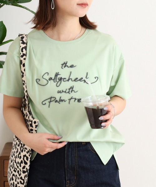 BRODIAEA(ブローディア)の「BRODIAEA 歯ブラシ加工刺繍Tシャツ 半袖カットソー(Tシャツ/カットソー・レディース・オフホワイト/ベージュ/ライトグリーン/ピンク/ネイビー・40)」の20枚目の写真