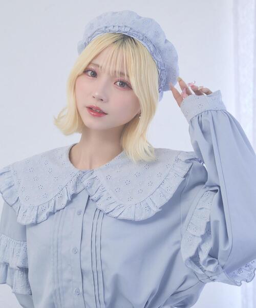 Whinny(ホワイニー)の「Whinny/ぷあぷあ綿雲日和(ハンチング/ベレー帽・レディース・ブラック/ホワイト/サックスブルー・FREE)」の1枚目の写真